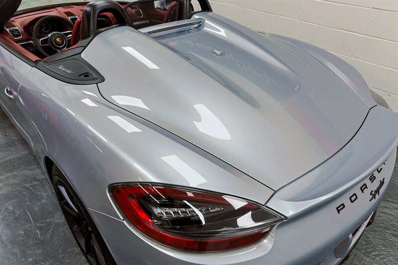 Used 2016 Porsche Boxster Spyder RWD image 13