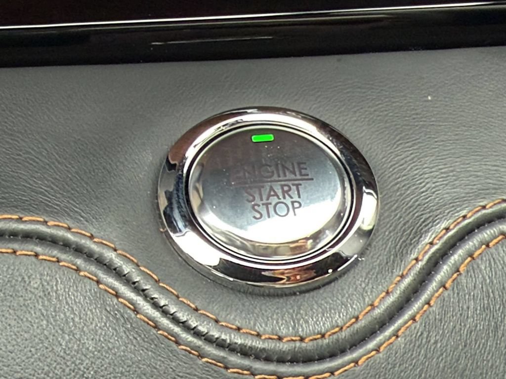 Certified 2024 Lincoln Navigator Black Label AWD/4WD image 22