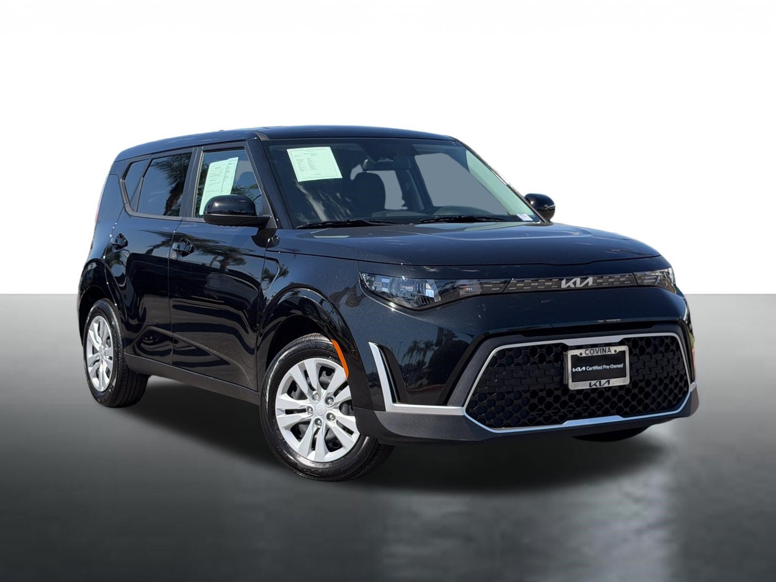 Certified 2025 Kia Soul LX FWD image 2