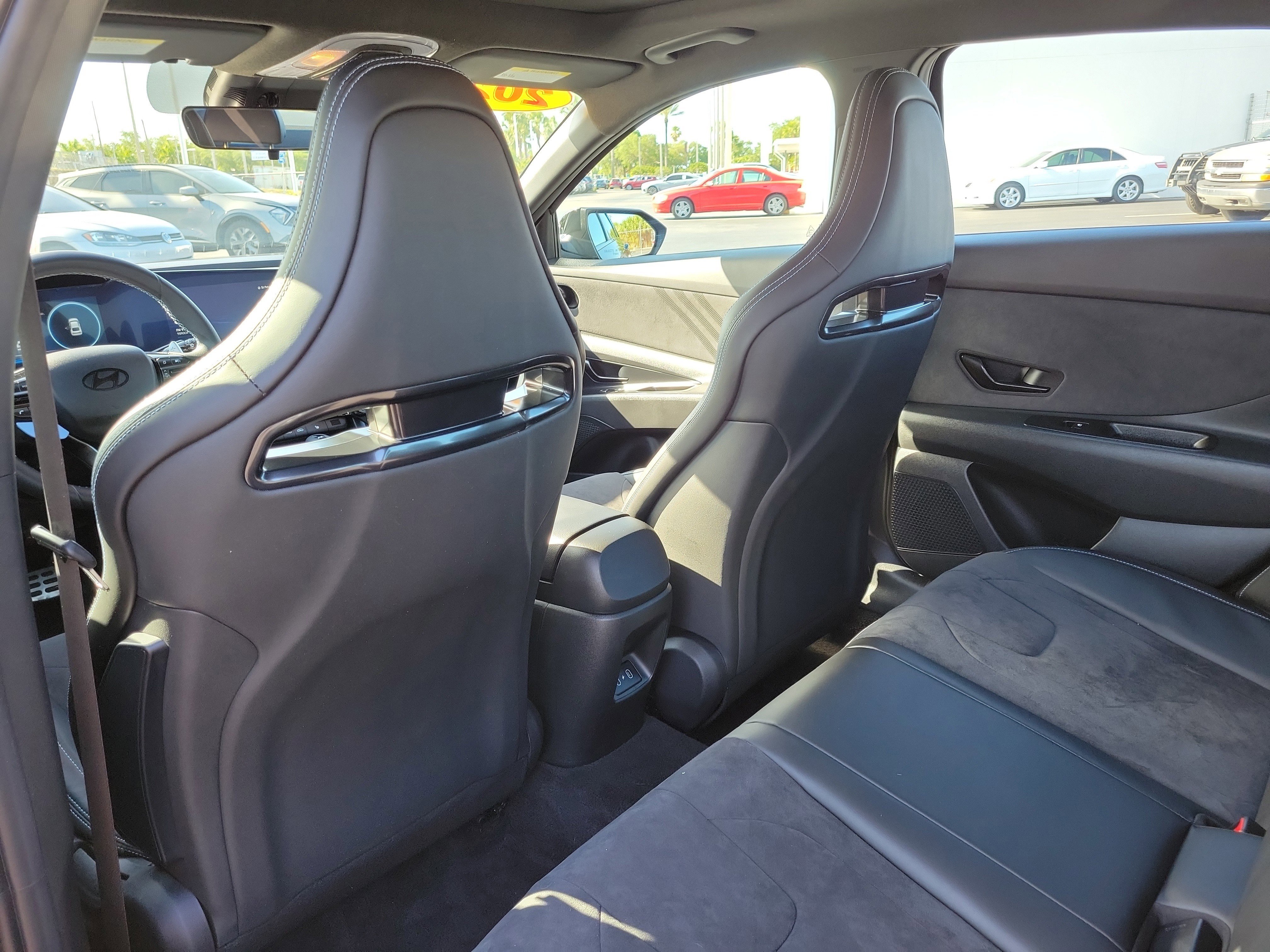 Used 2025 Hyundai Elantra N FWD image 10