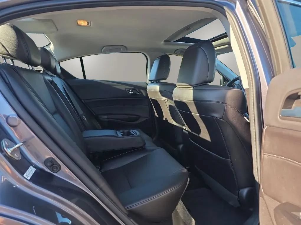 Used 2018 Acura ILX w/ Technology Plus Package FWD image 44
