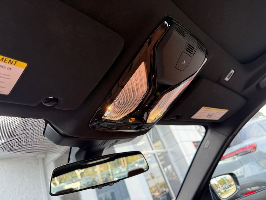 Used 2023 BMW 530i w/ M Sport Package image 26