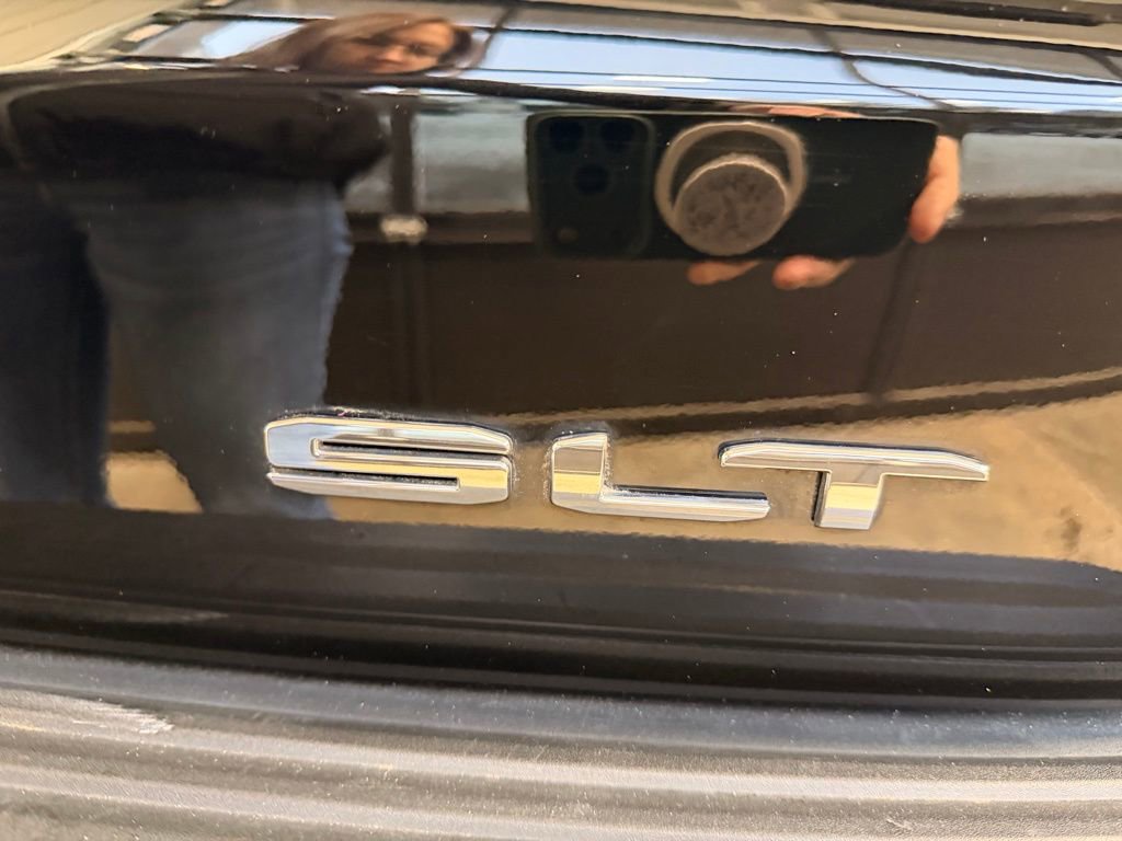 Used 2023 GMC Yukon SLT w/ SLT Luxury Package image 51