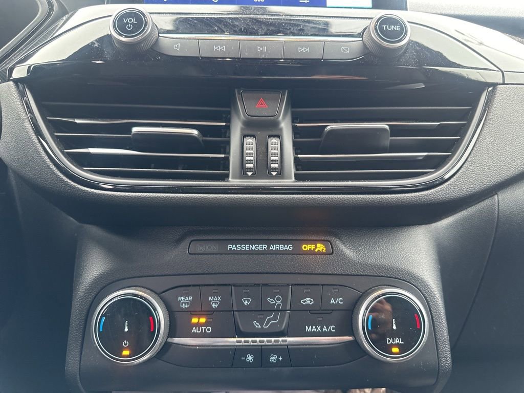 Used 2025 Ford Escape ST-Line image 20