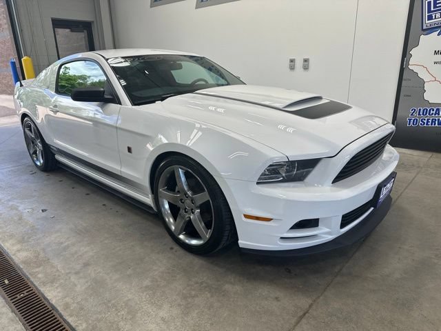 Used 2014 Ford Mustang Coupe w/ Equipment Group 102A RWD image 2
