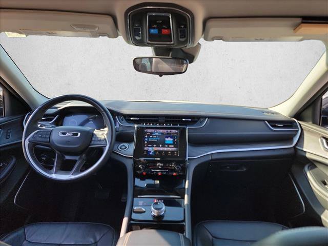Used 2022 Jeep Grand Cherokee Limited AWD/4WD image 16
