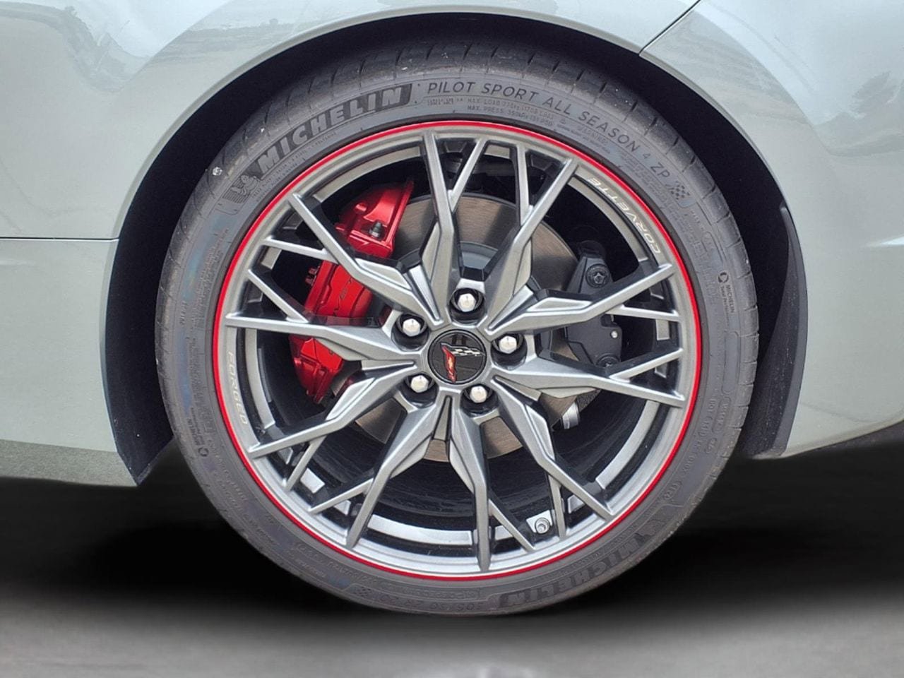 Used 2024 Chevrolet Corvette Stingray Preferred Conv image 3