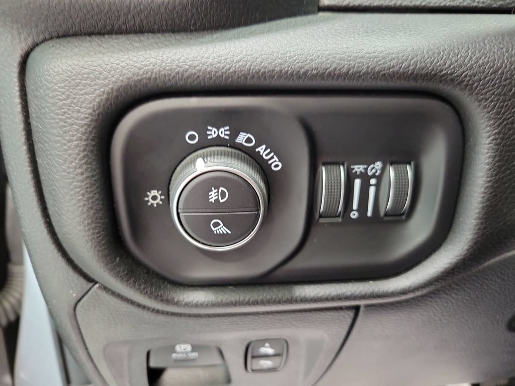 Used 2025 RAM 1500 Rebel w/ Rebel Level 1 Equipment Group AWD/4WD image 38