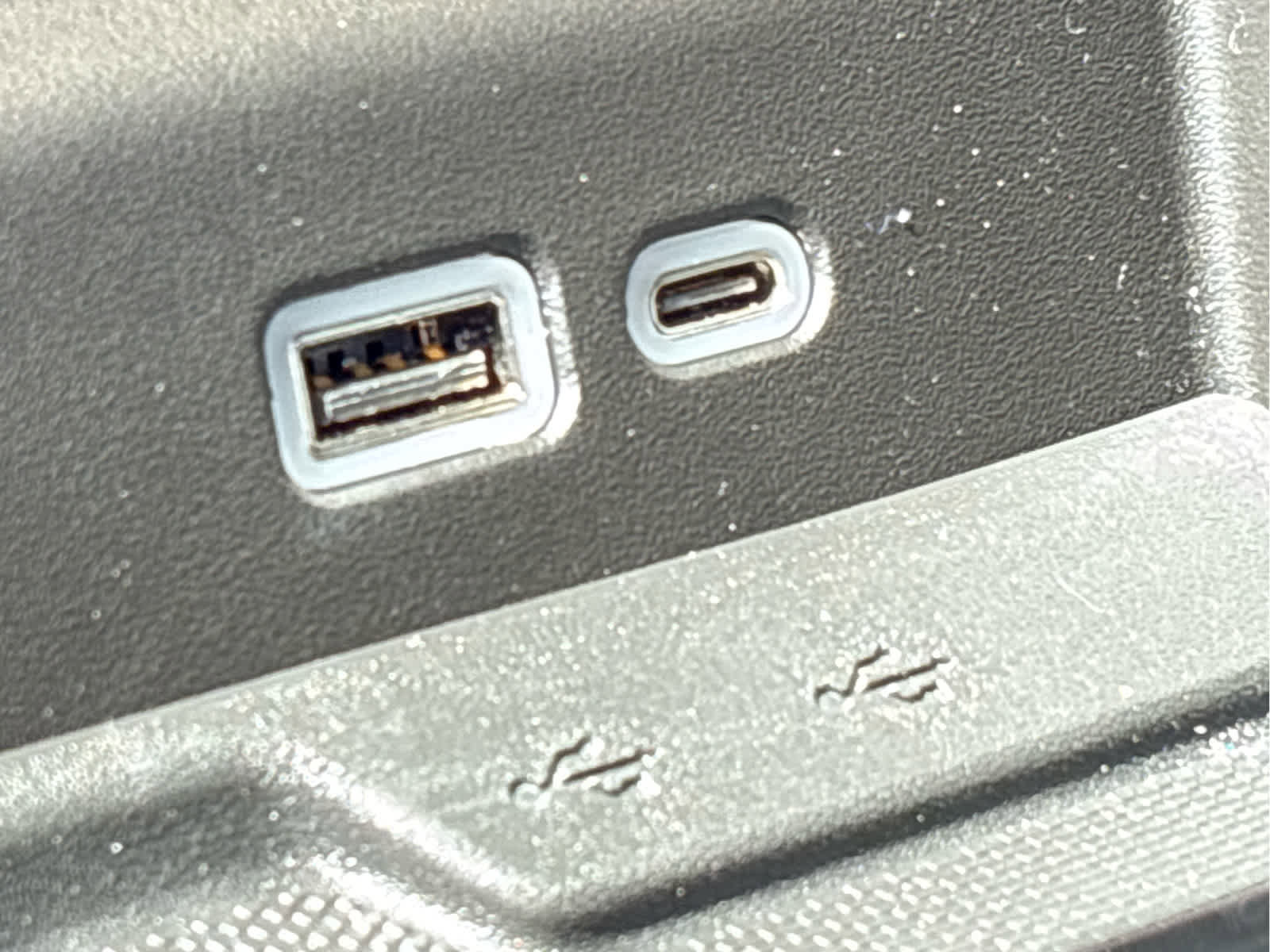 Certified 2025 Chevrolet Suburban Premier image 20