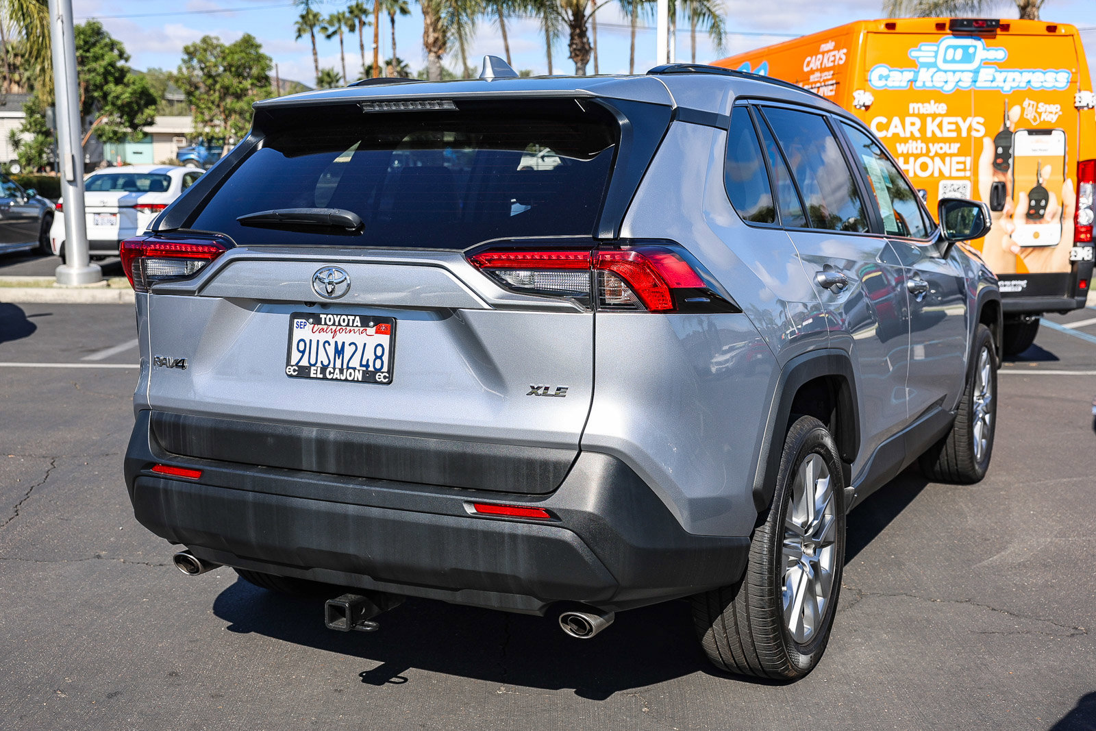 Used 2023 Toyota RAV4 XLE Premium FWD image 23
