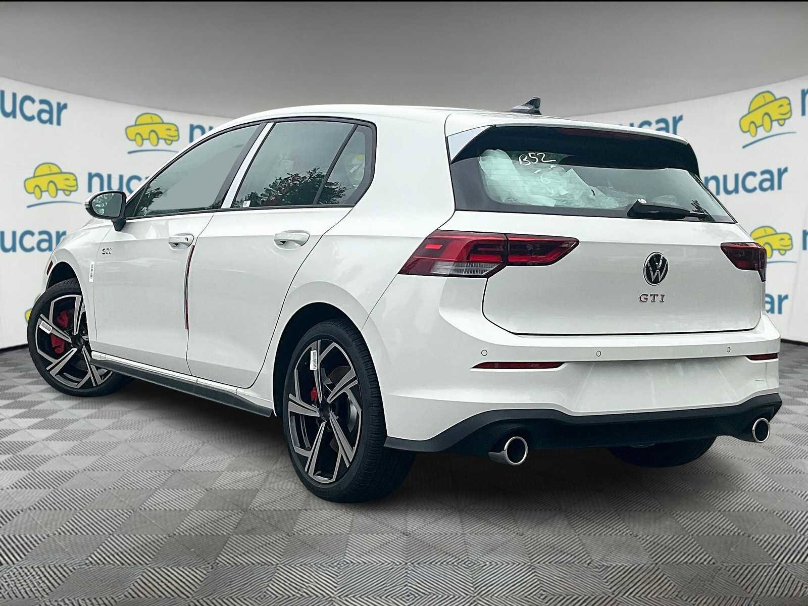 New 2025 Volkswagen GTI SE image 5