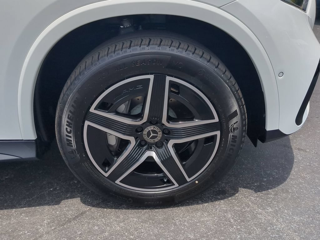 Used 2024 Mercedes-Benz GLC 300 image 22