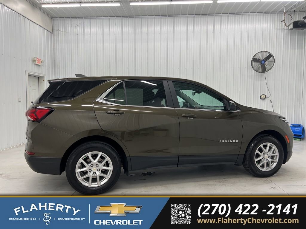 Used 2024 Chevrolet Equinox LT image 2