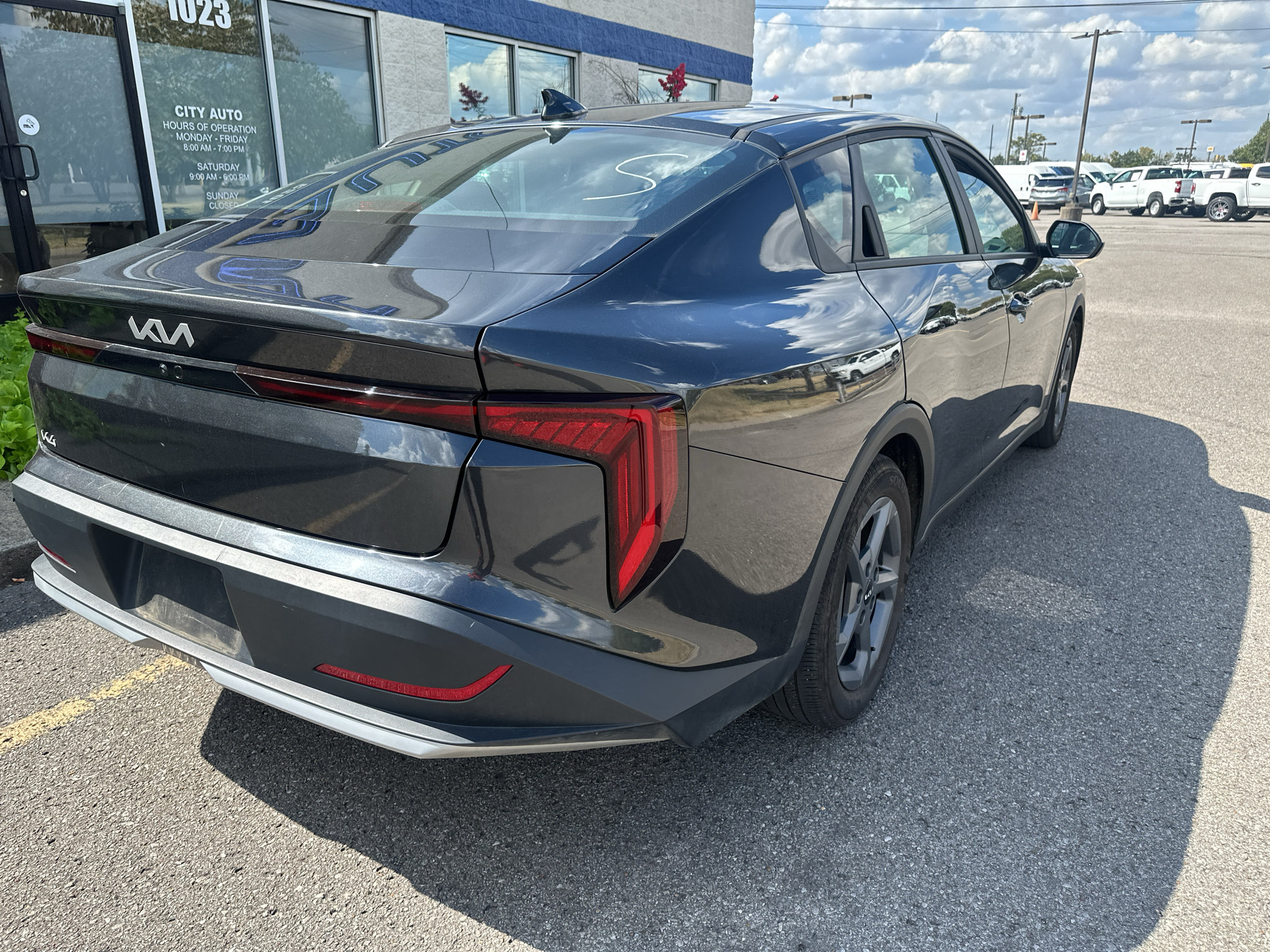 Used 2025 Kia K4 FWD image 4