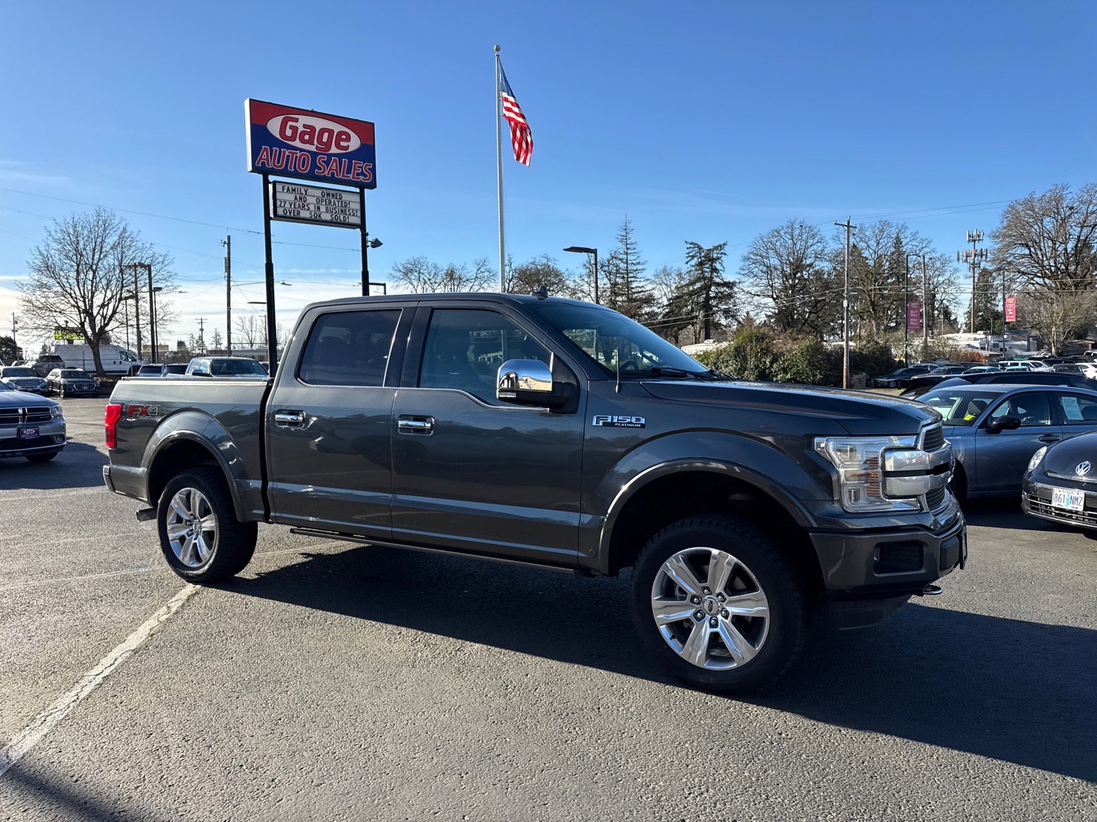 Used 2018 Ford F150 Platinum w/ Equipment Group 701A Luxury image 16