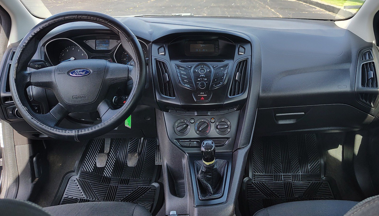 Used 2014 Ford Focus S FWD image 20