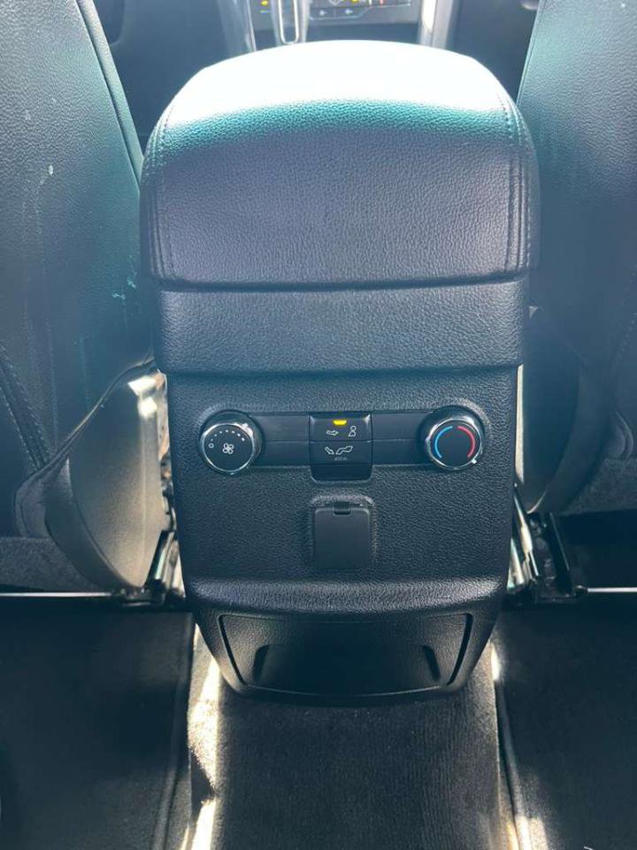 Used 2016 Ford Explorer XLT w/ Equipment Group 202A image 25