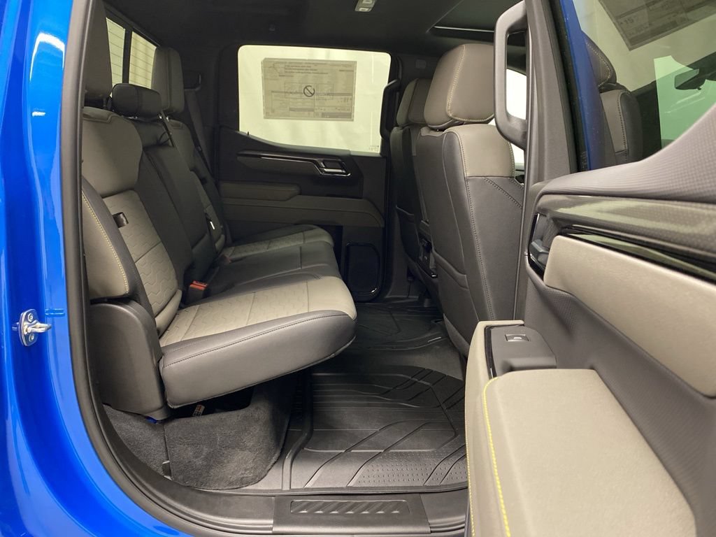 New 2025 Chevrolet Silverado 1500 ZR2 w/ Technology Package AWD/4WD image 17