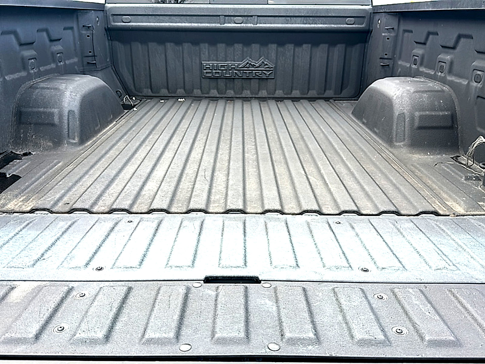 Used 2024 Chevrolet Silverado 1500 High Country w/ High Country Premium Package image 22