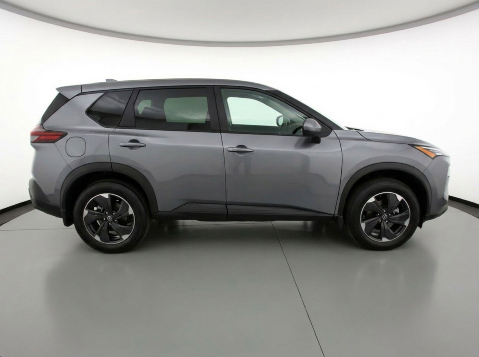 Used 2025 Nissan Rogue SV FWD image 11