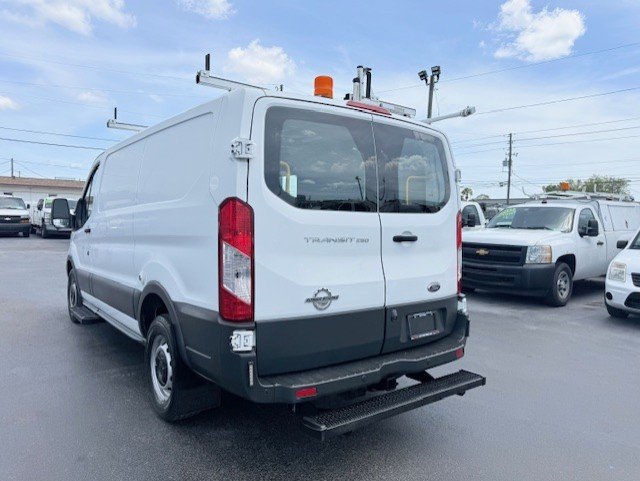 Used 2015 Ford Transit 250 130 Low Roof RWD image 9