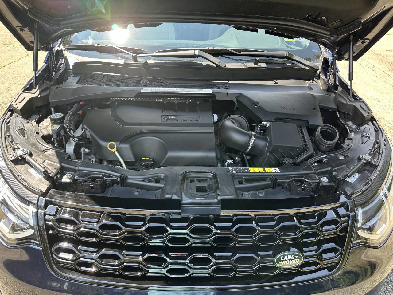 Used 2023 Land Rover Discovery Sport S R-Dynamic image 25