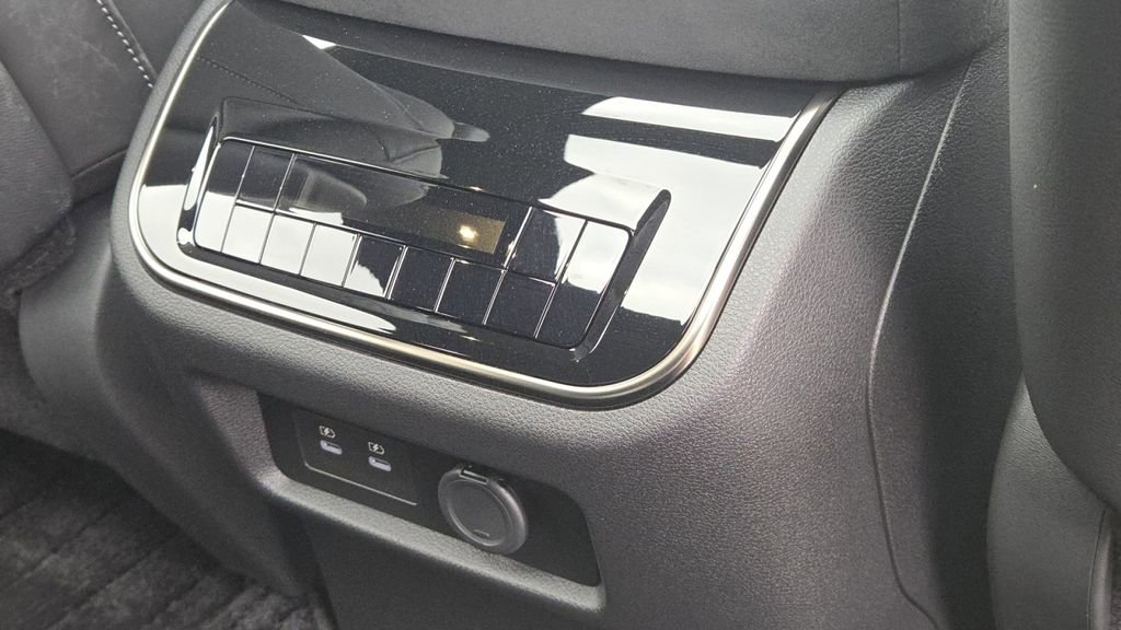 New 2026 INFINITI QX80 Autograph w/ Premium Cargo Package image 10