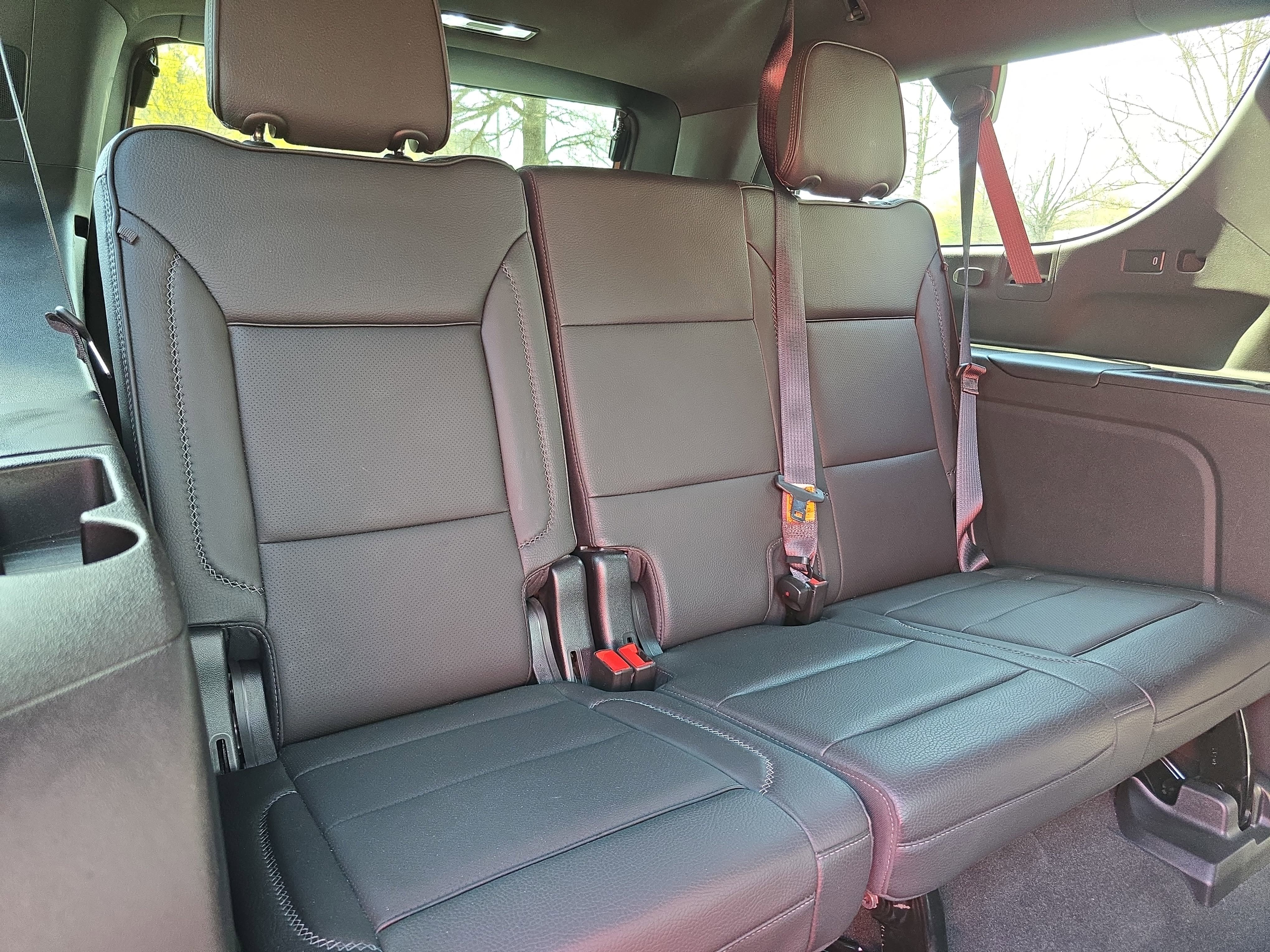 Used 2022 GMC Yukon XL Denali AWD/4WD image 12