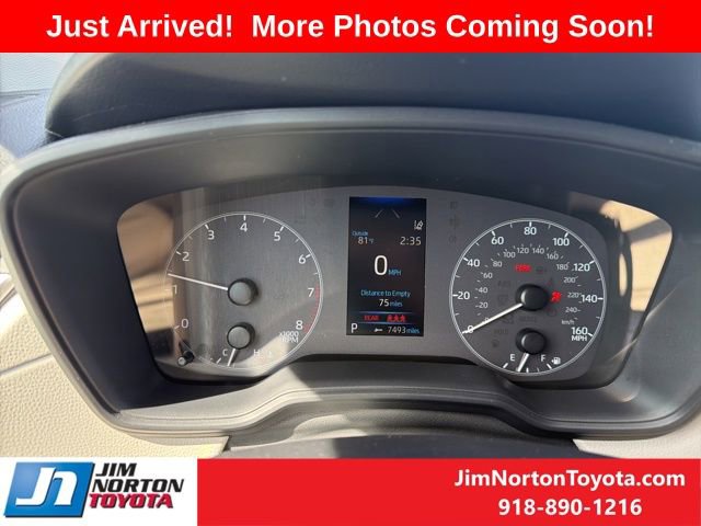 Used 2025 Toyota Corolla Cross L FWD image 13