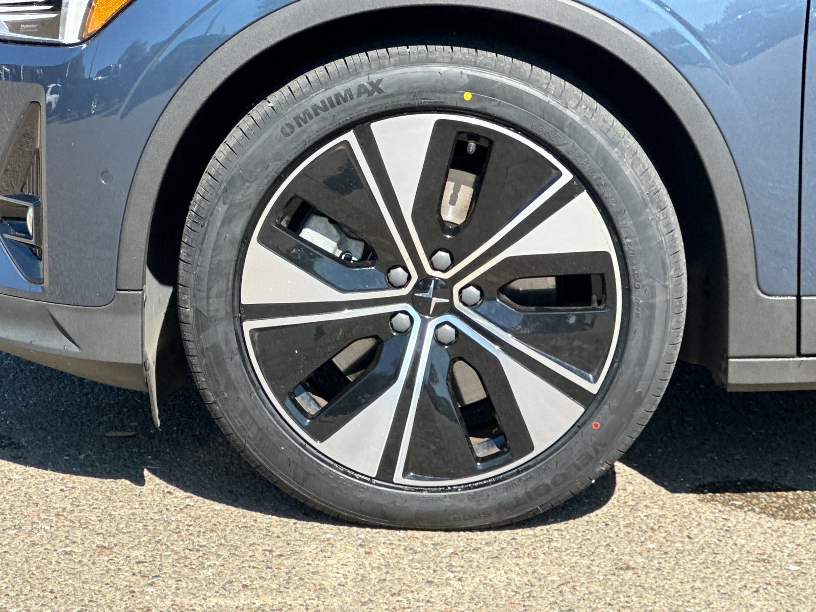 Used 2023 Polestar Polestar 2 w/ Pilot Pack AWD/4WD image 35