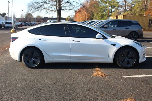 Used 2023 Tesla Model 3 Standard Range image 10