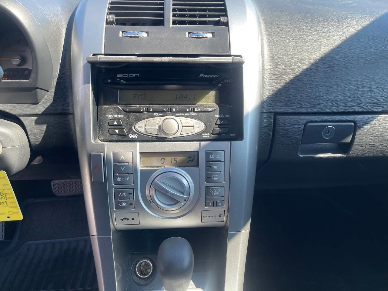 Used 2006 Scion tC FWD image 16