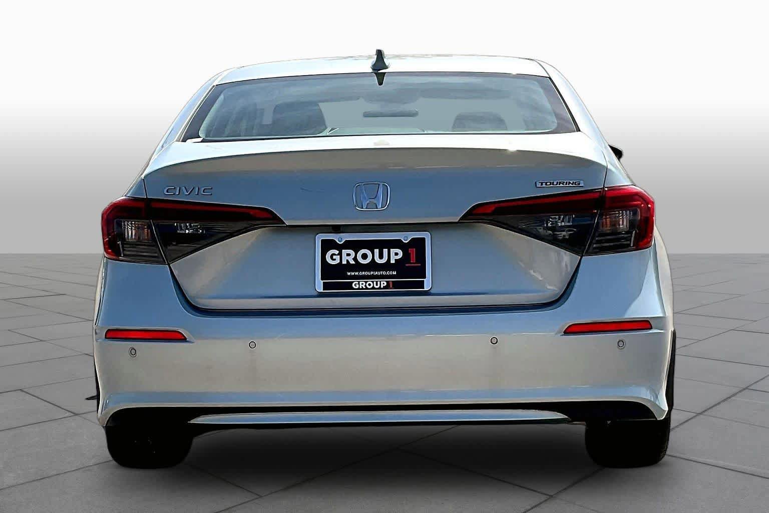 Used 2022 Honda Civic Touring image 5