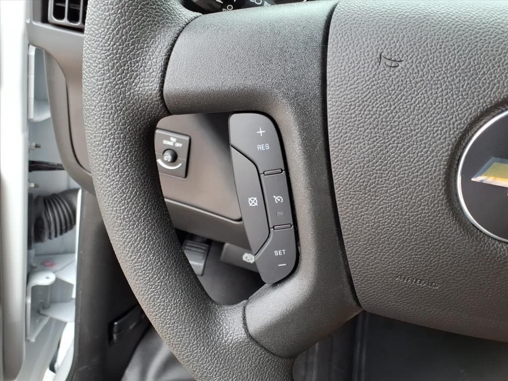 New 2025 Chevrolet Express 3500 w/ Power Convenience Package RWD image 30