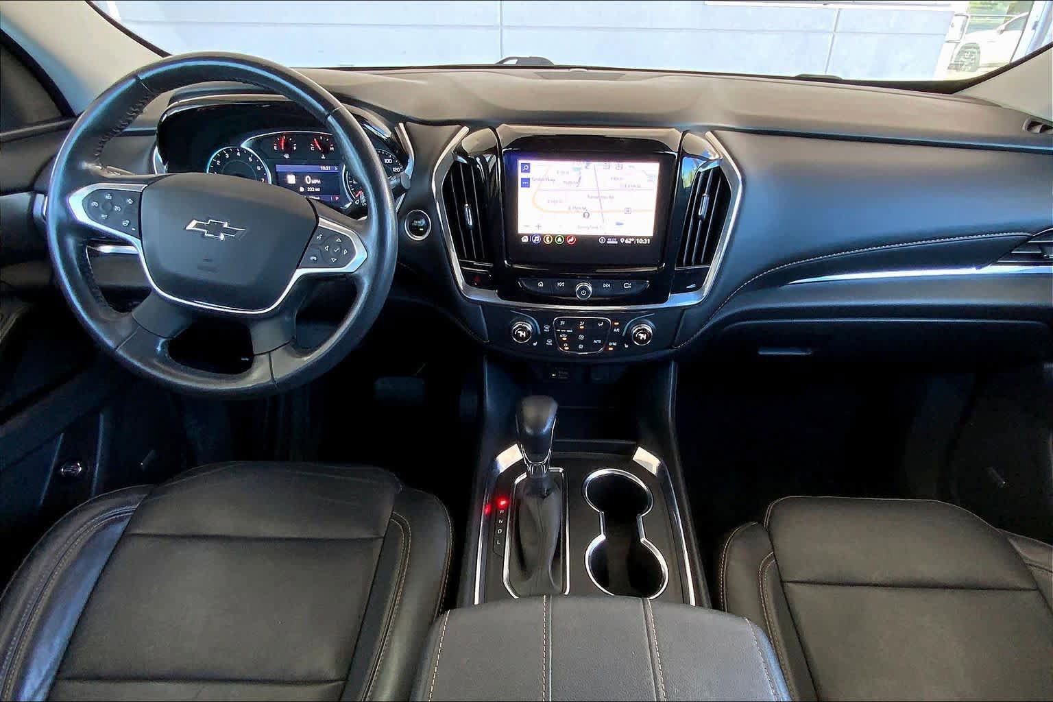Used 2021 Chevrolet Traverse RS image 16
