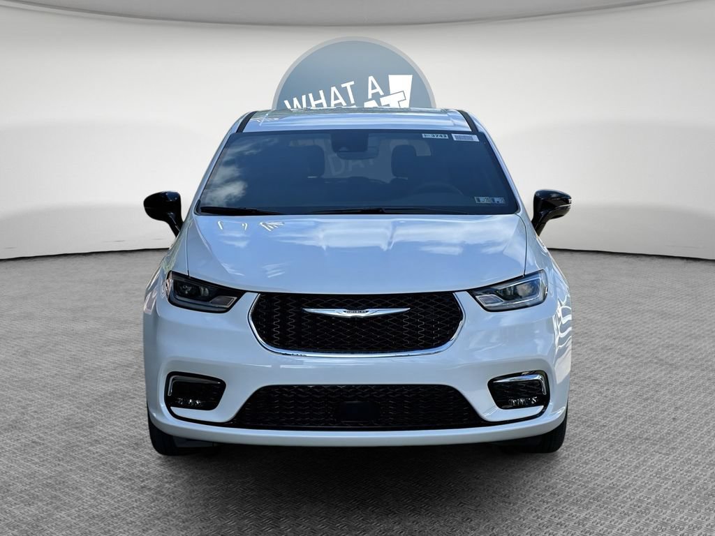 New 2026 Chrysler Pacifica Select FWD image 33