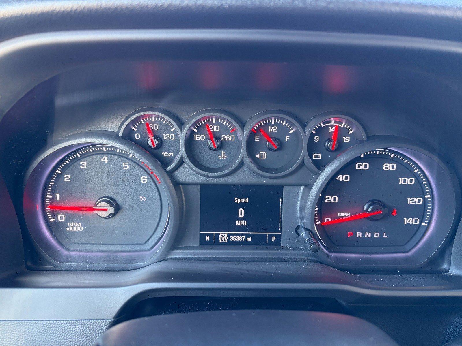 Used 2024 Chevrolet Silverado 2500 W/T image 12