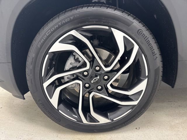 Used 2025 Chevrolet TrailBlazer RS image 35