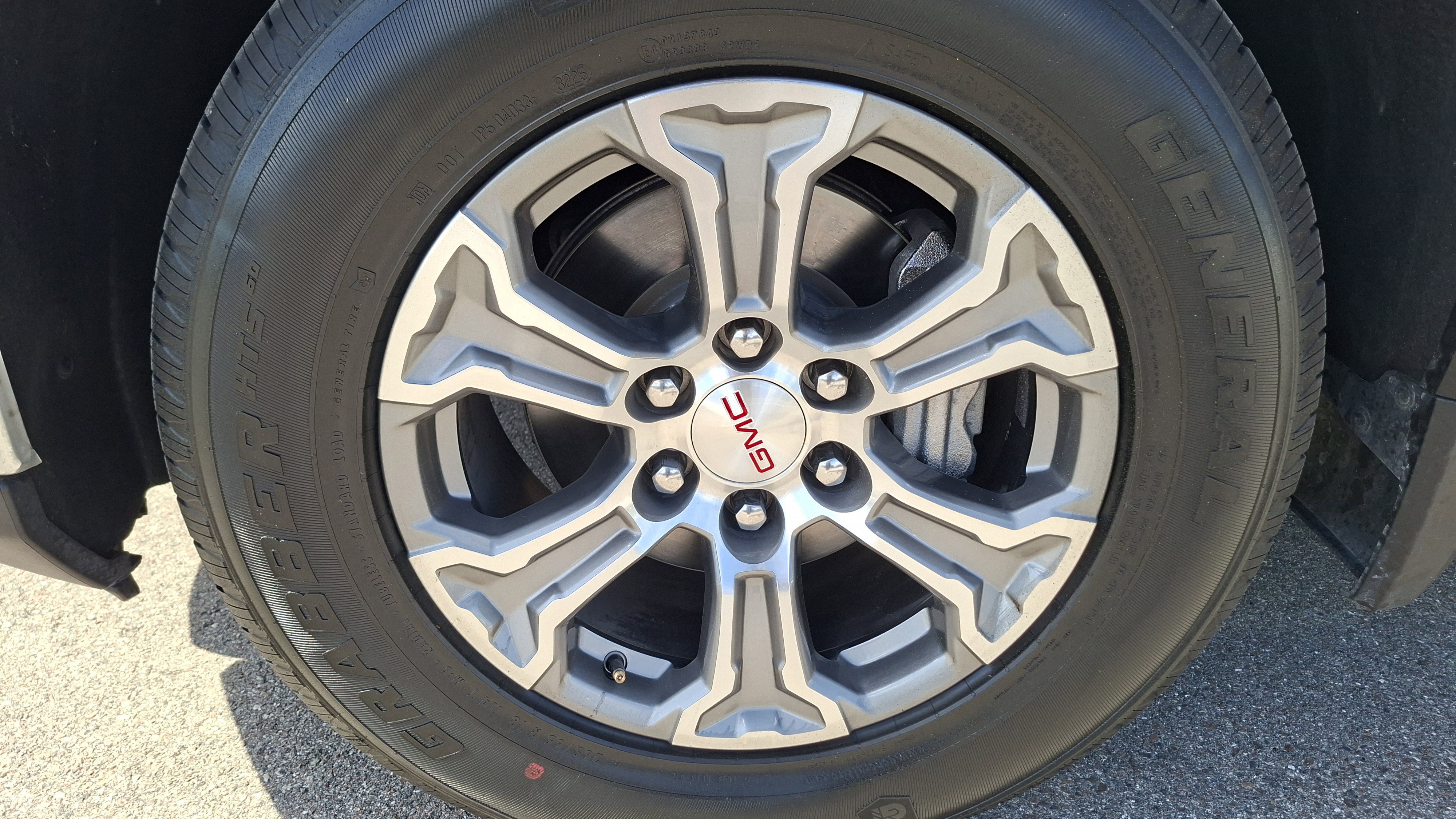 Used 2025 GMC Sierra 1500 SLT RWD image 27