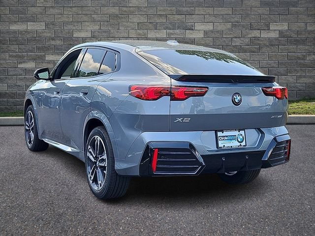 New 2026 BMW X2 xDrive28i w/ Technology Package AWD/4WD image 4