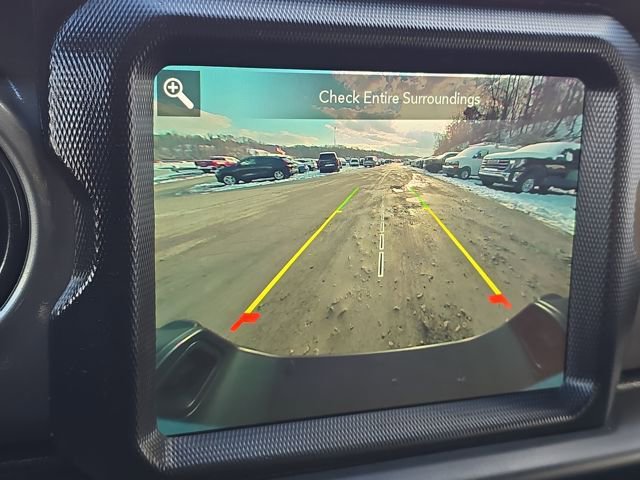 Used 2021 Jeep Gladiator Sport image 17