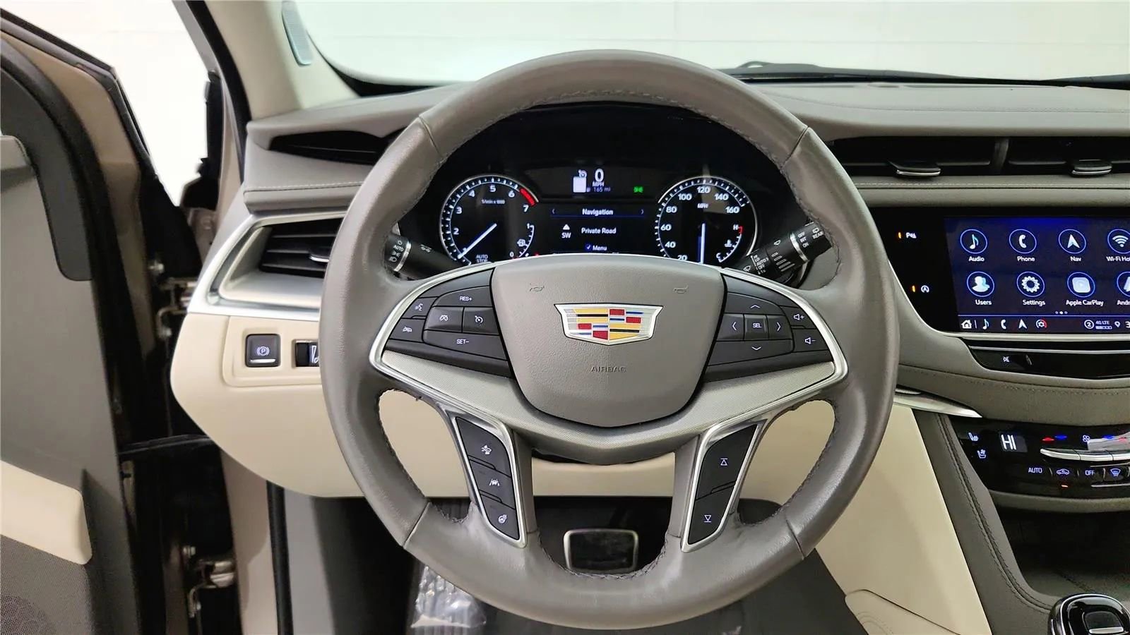 Used 2023 Cadillac XT5 Premium Luxury image 35