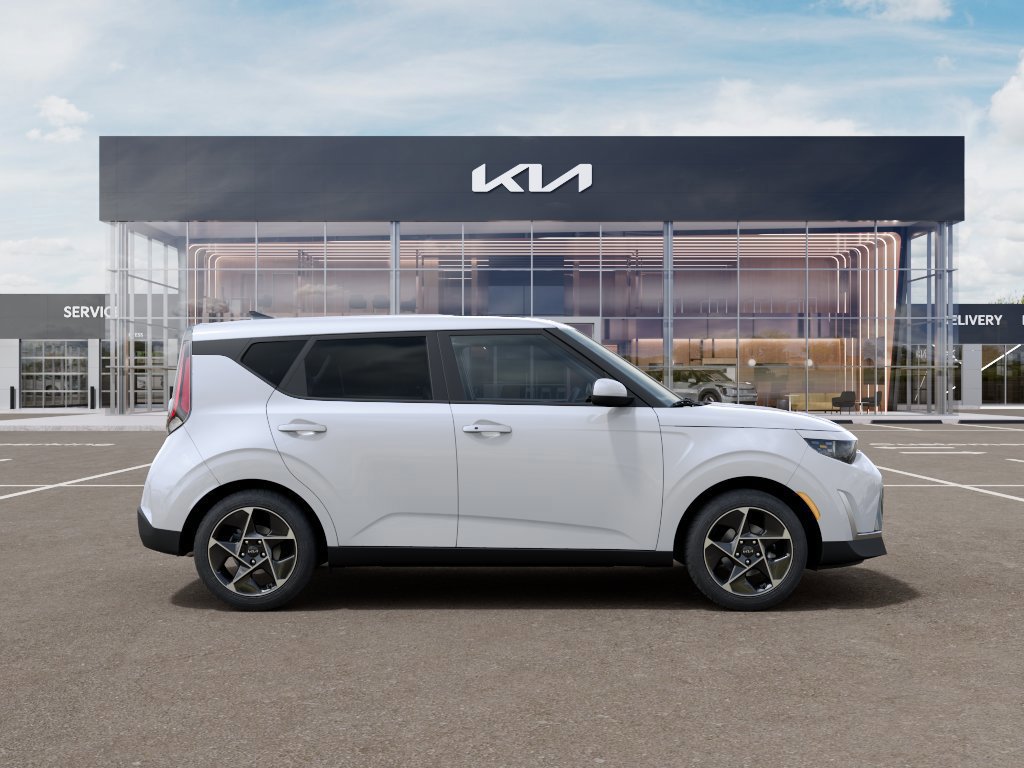 New 2025 Kia Soul EX FWD image 7