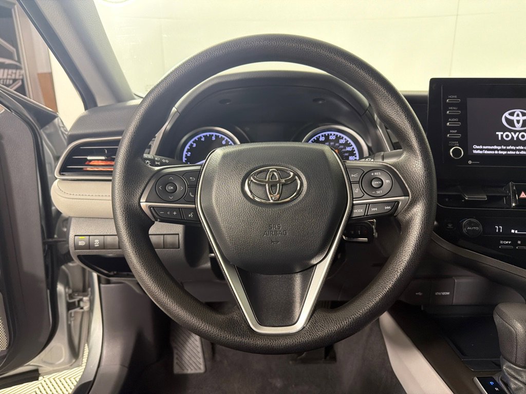 Used 2022 Toyota Camry LE FWD image 15