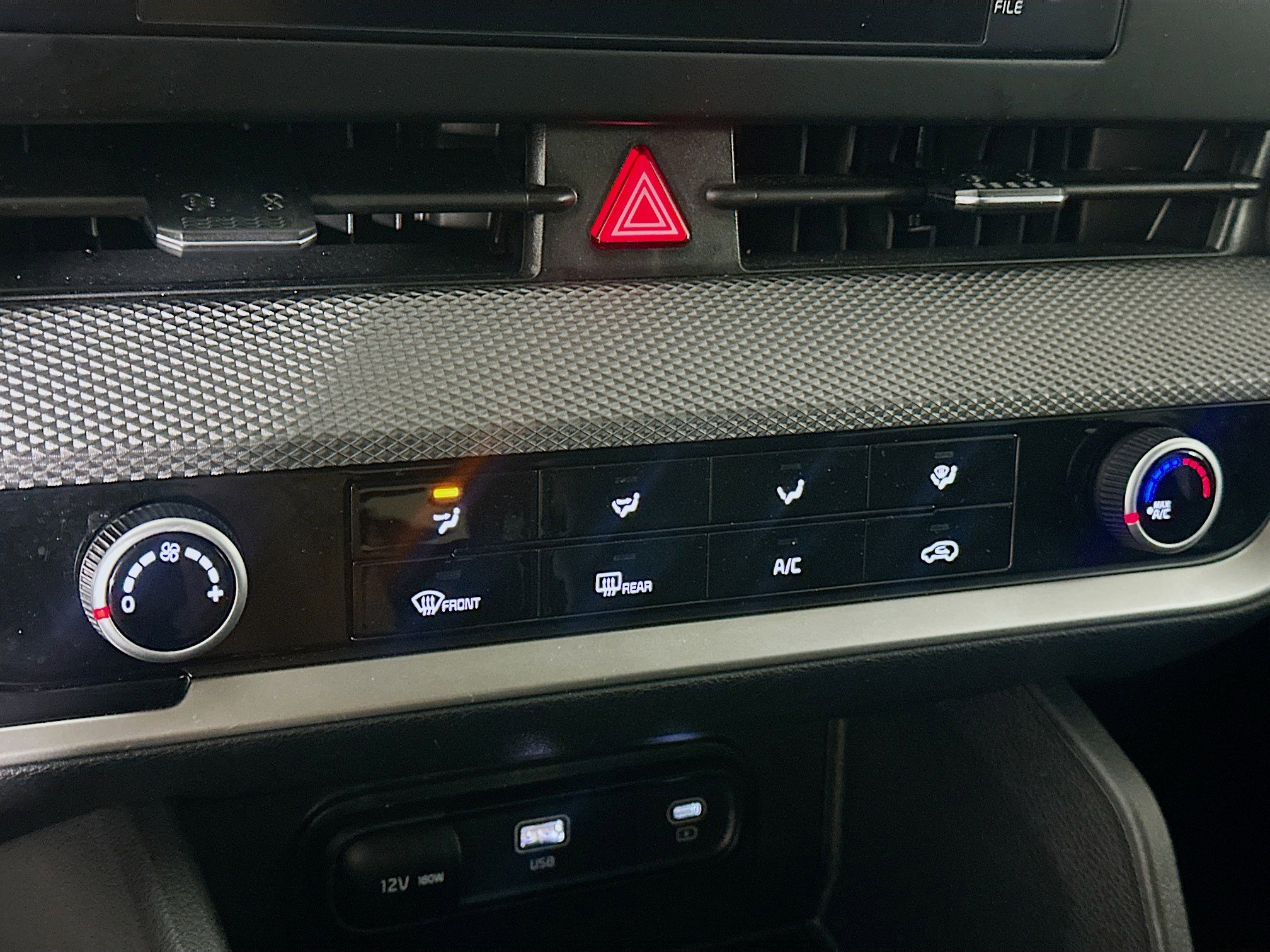 Used 2025 Kia Sportage LX image 22