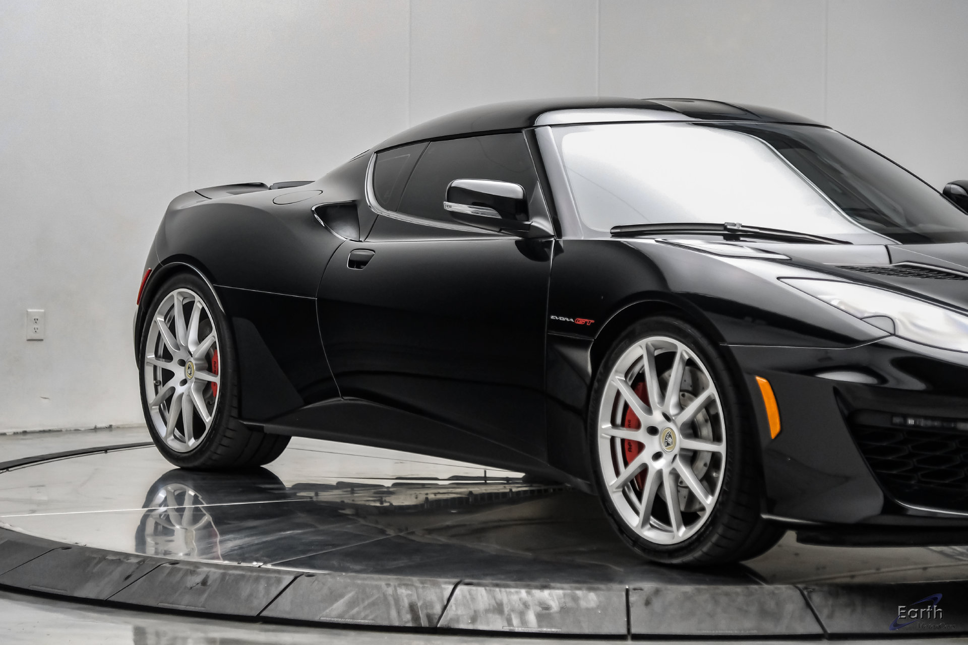 Used 2020 Lotus Evora RWD image 32