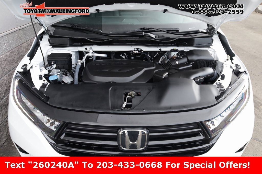 Used 2024 Honda Odyssey Sport image 11