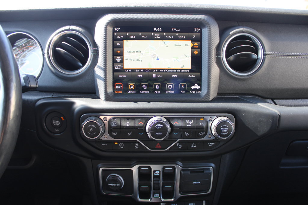 Used 2020 Jeep Gladiator Overland AWD/4WD image 21