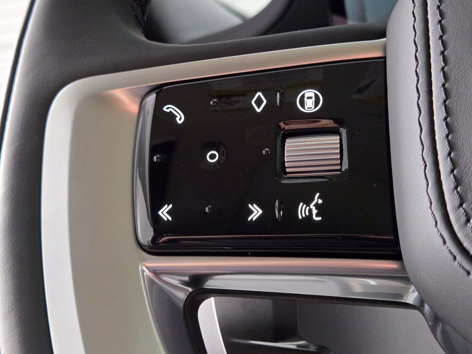 New 2027 Land Rover Range Rover SE AWD/4WD image 24