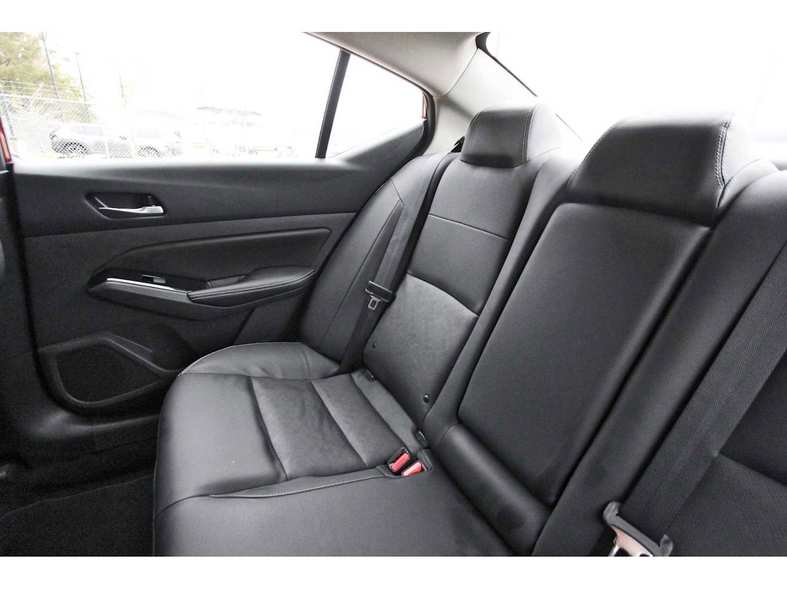 Used 2025 Nissan Altima 2.5 SL image 9